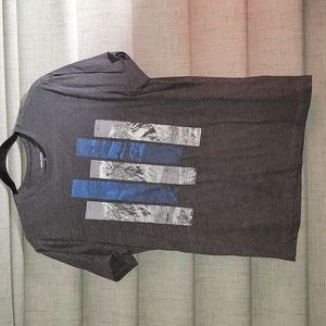 Banana republic tee shirt
